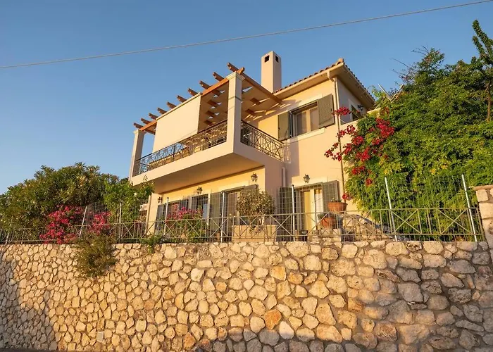 Brian & Dora's House In Kontogourata Kardhakáta