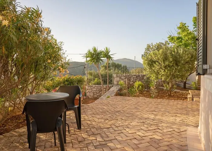 Brian & Dora's House In Kontogourata * Kardhakáta