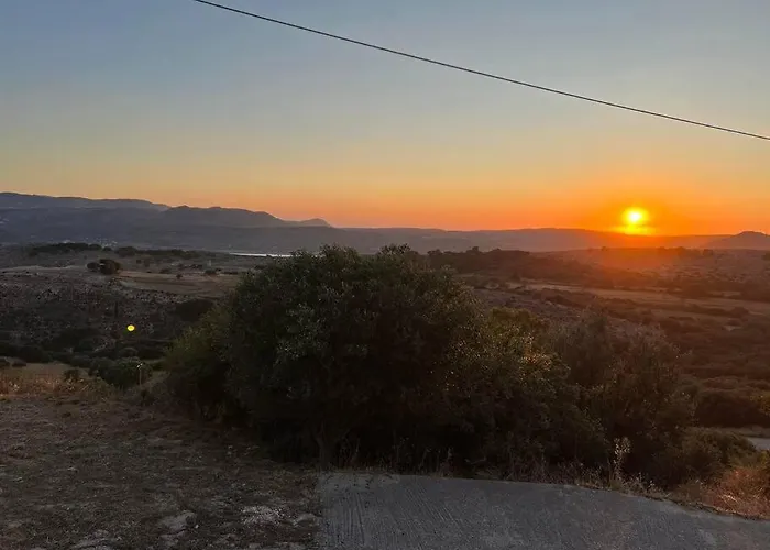 Brian & Dora's House In Kontogourata Kardhakáta